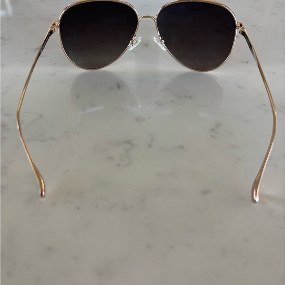 Diff Aviator Sunglasses - Picture 4 of 11
